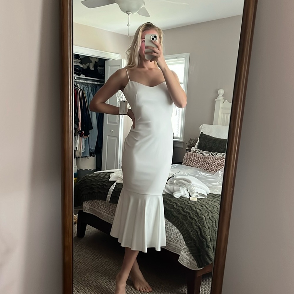 NWT Katie may trumpet style crepe midi dress